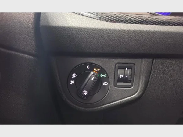Volkswagen Polo (2024) — foto 19 van 27