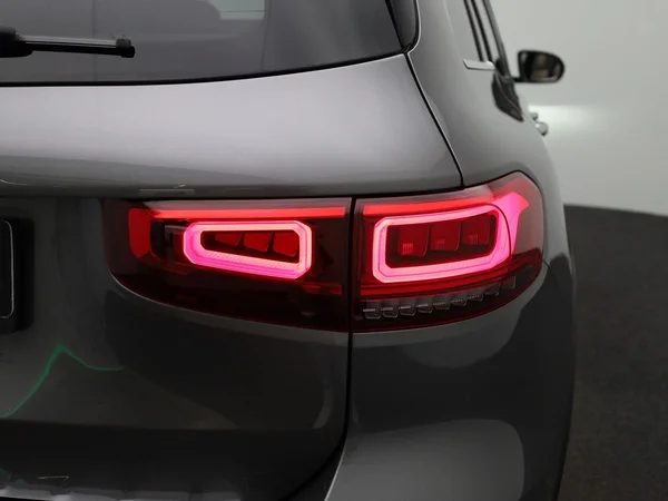 Mercedes-Benz GLB (2021) — foto 29 van 45