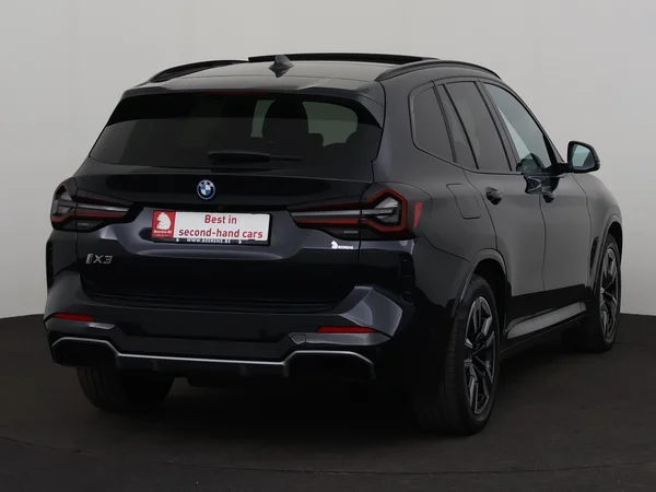 BMW iX3 (2022) — foto 23 van 36