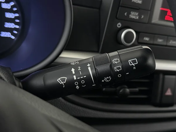 KIA Picanto (2021) — foto 14 van 23