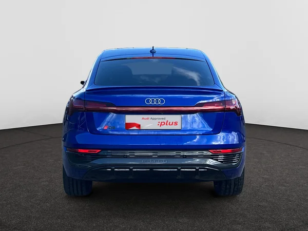 AUDI Q8 e-tron Sportback (2025) — foto 22 van 24