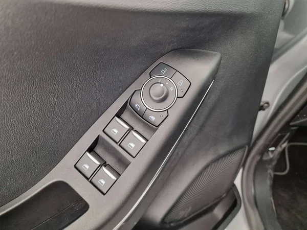 Ford Puma (2023) — foto 2 van 15