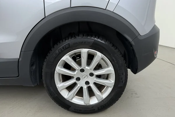 Opel Crossland (2022) — foto 14 van 17