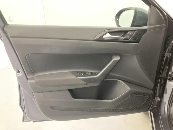 VOLKSWAGEN Taigo (2025) — foto 30 van 36