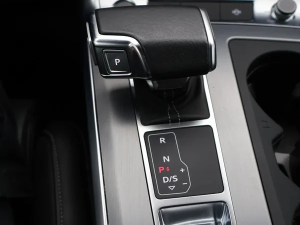 Audi A6 (2020) — foto 15 van 32
