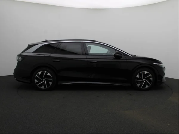 VOLKSWAGEN ID.7 Tourer (2026) — foto 18 van 21