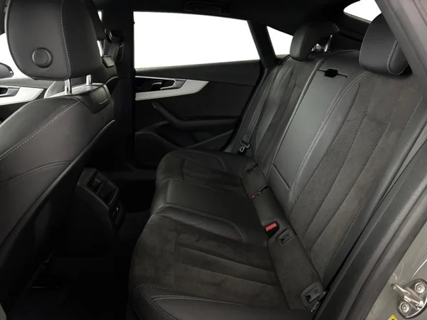 AUDI A5 Sportback (2021) — foto 5 van 39