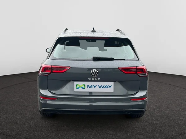 VOLKSWAGEN Golf VIII SW (2023) — foto 6 van 14