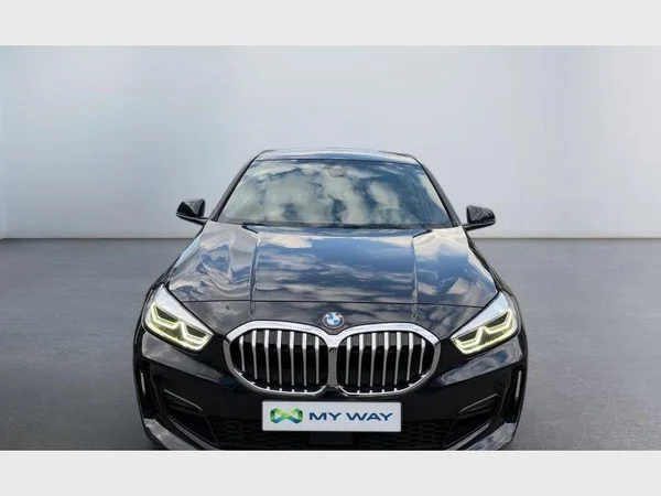 BMW 1 Hatch (2020) — foto 21 van 24