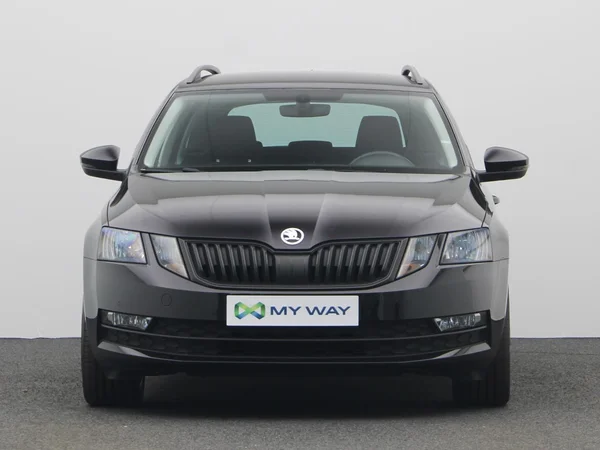 SKODA Octavia Combi (2018) — foto 15 van 19