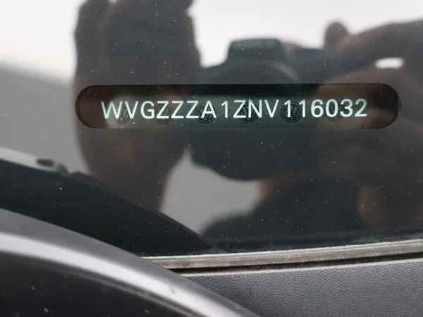 Volkswagen T-Roc (2022) — foto 19 van 26