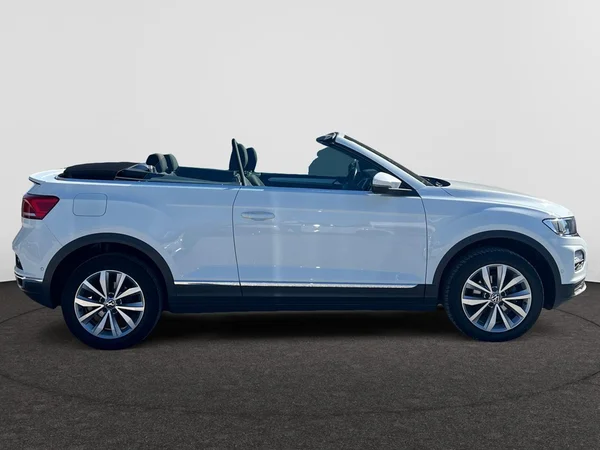 VOLKSWAGEN T-Roc Cabriolet (2022) — foto 9 van 18