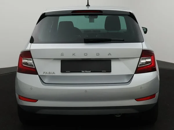 Škoda Fabia (2021) — foto 6 van 24