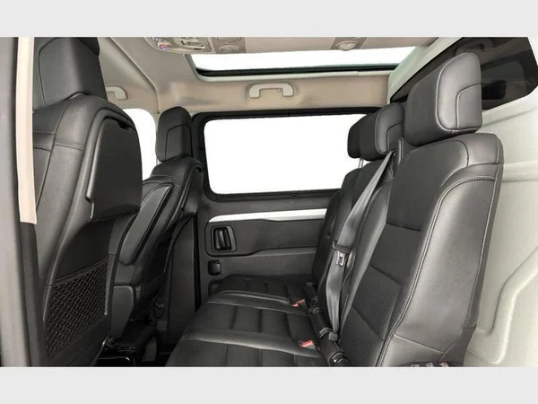 Citroen SpaceTourer Lwb (2021) — foto 2 van 15