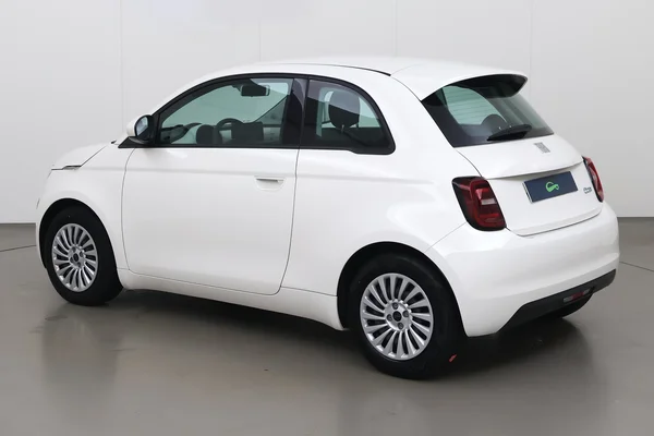 Fiat E-500 (2023) — foto 9 van 15