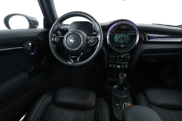 MINI Mini (2021) — foto 6 van 18