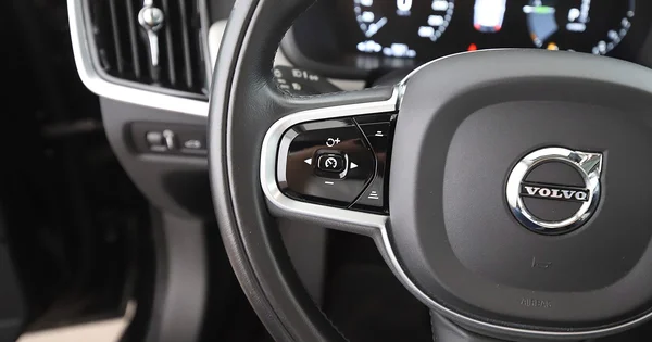 Volvo V90 PHEV (2021) — foto 19 van 45