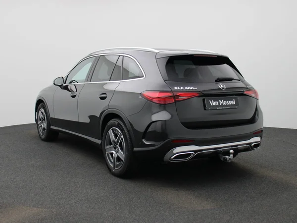 Mercedes-Benz GLC (2025) — foto 12 van 45