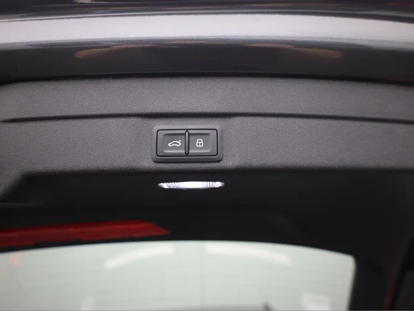 AUDI A5 Avant e-hybrid (PHEV) (2025) — foto 3 van 23