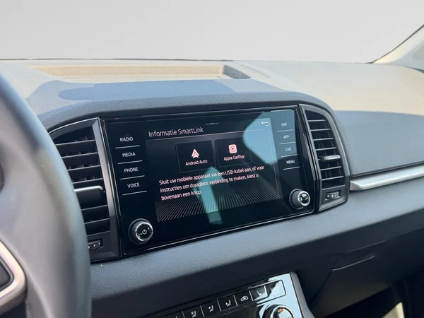 SKODA Karoq (2025) — foto 8 van 21