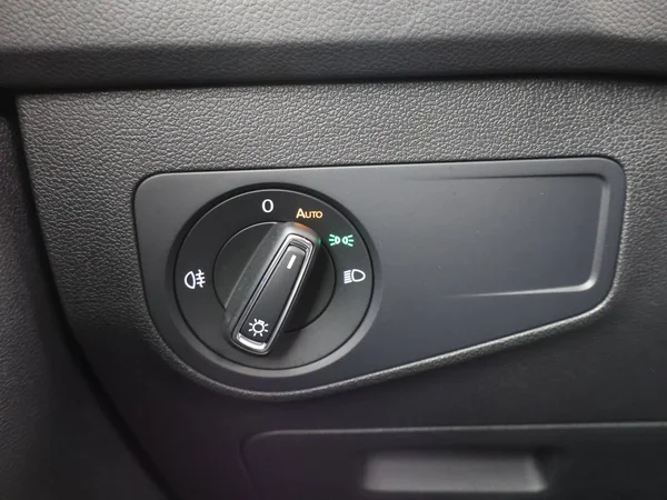 VOLKSWAGEN Tiguan eHybrid (PHEV) (2021) — foto 11 van 29