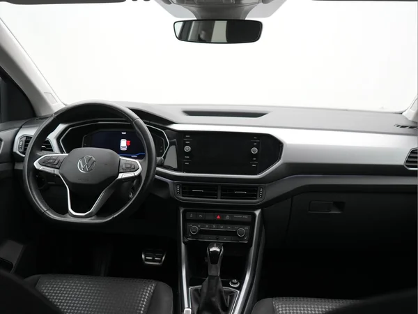 VOLKSWAGEN T-Cross (2021) — foto 10 van 10