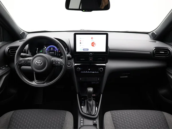 TOYOTA Yaris Cross (2026) — foto 18 van 19