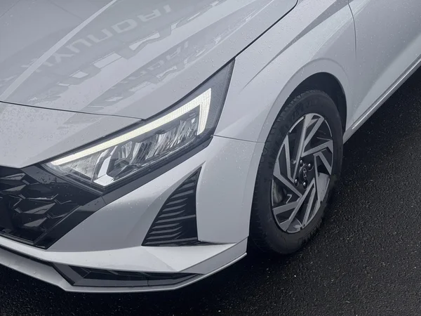 Hyundai i20 (2024) — foto 13 van 23