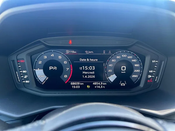 AUDI A1 Sportback (2023) — foto 5 van 14