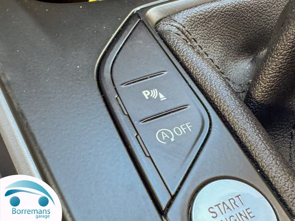 BMW 116 (2023) — foto 15 van 44