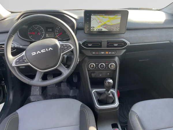 DACIA Sandero Stepway (2025) — foto 15 van 21
