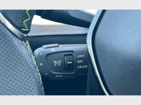 Peugeot 208 (2023) — foto 7 van 22