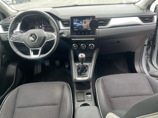 Renault Captur (2023) — foto 4 van 15