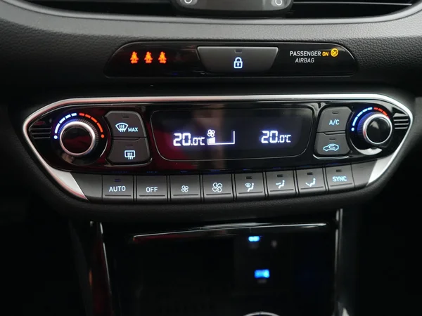 Hyundai i30 (2025) — foto 11 van 25