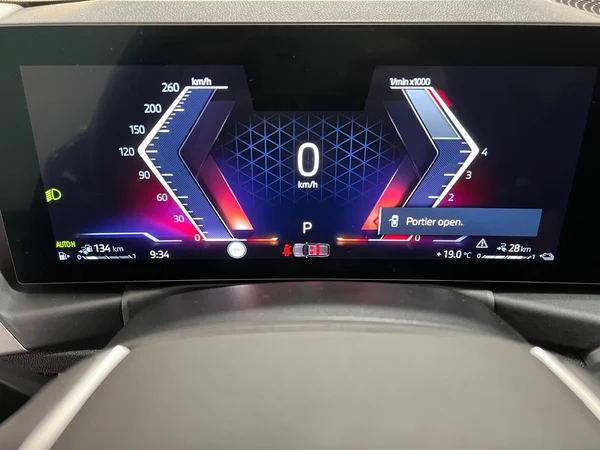 BMW 320 (2023) — foto 7 van 29