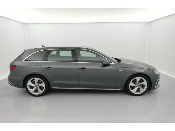 AUDI A4 Avant (2021) — foto 33 van 36