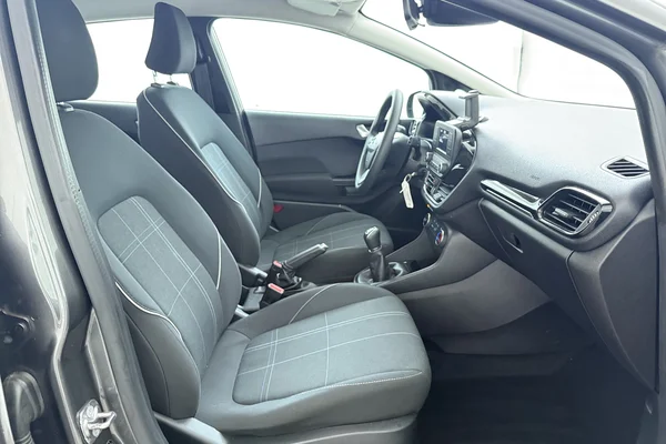 Ford Fiesta (2018) — foto 20 van 22