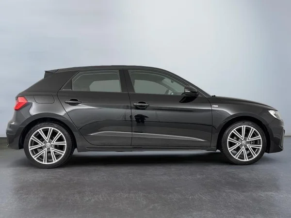 AUDI A1 Sportback (2020) — foto 23 van 28