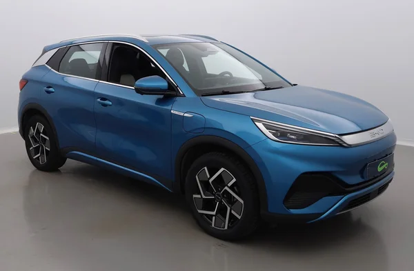BYD Atto 3 (2023) — foto 33 van 35