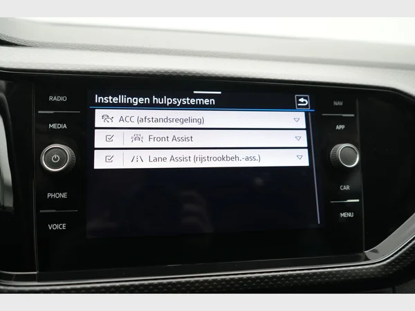 VOLKSWAGEN T-Cross (2023) — foto 21 van 23