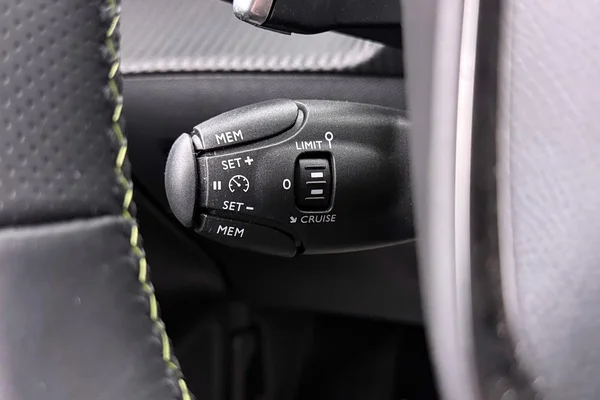 Peugeot 208 (2020) — foto 17 van 31