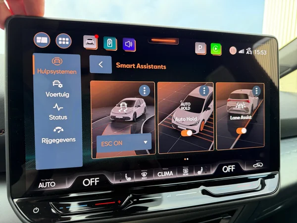 CUPRA Born (2025) — foto 11 van 24