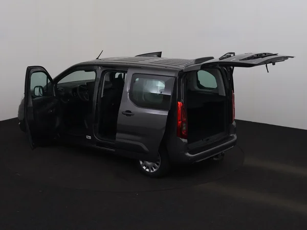 OPEL Combo (2021) — foto 26 van 27