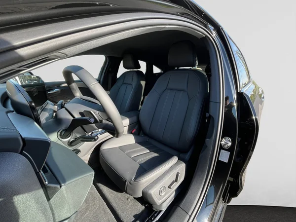 AUDI A6 Sportback e-tron (2026) — foto 11 van 24