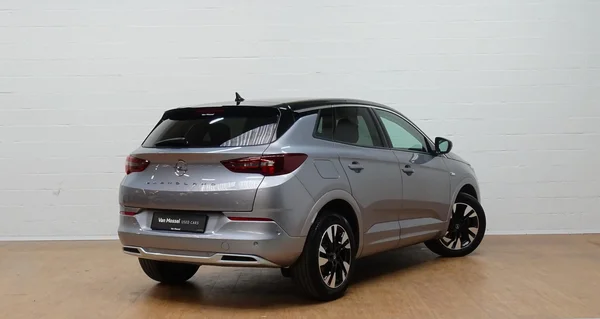 Opel Grandland (2022) — foto 15 van 21