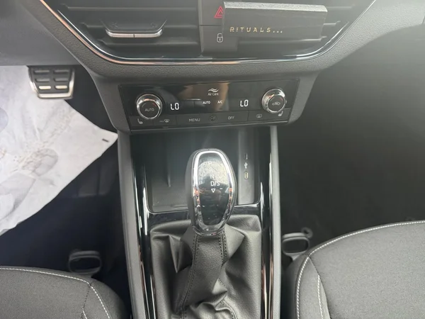 SKODA Scala (2024) — foto 3 van 22