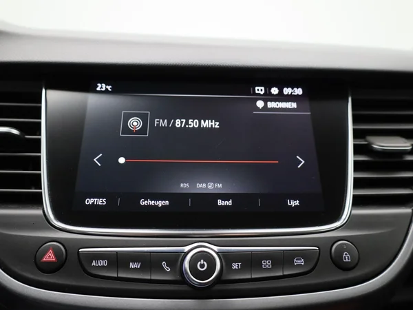 Opel Crossland (2021) — foto 9 van 40