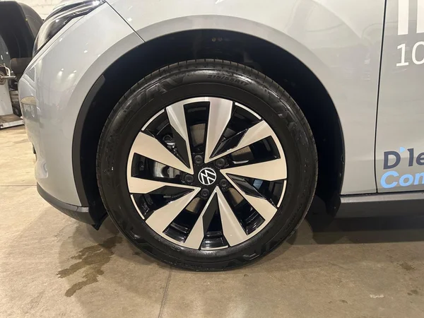VOLKSWAGEN ID.Polo (2026) — foto 15 van 23