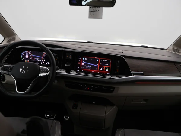 VOLKSWAGEN Multivan T7 eHybrid (PHEV) (2025) — foto 4 van 29