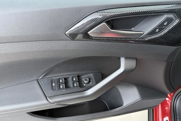 Volkswagen T-Cross (2026) — foto 9 van 17